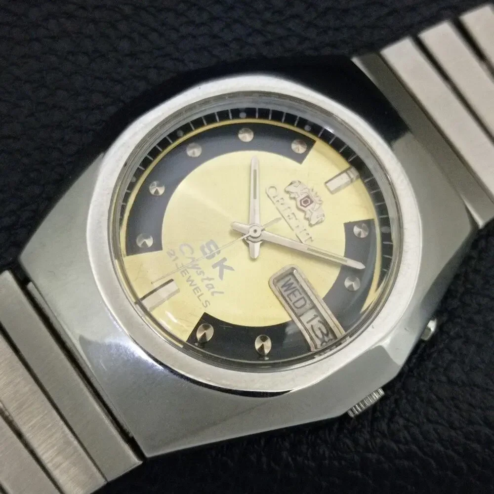 Vintage 1979 Orient Automatic Mens Silver Watch W/daydate & Gold accents